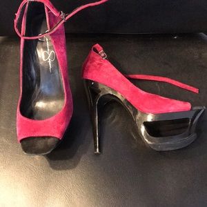 Jessica Simpson heels